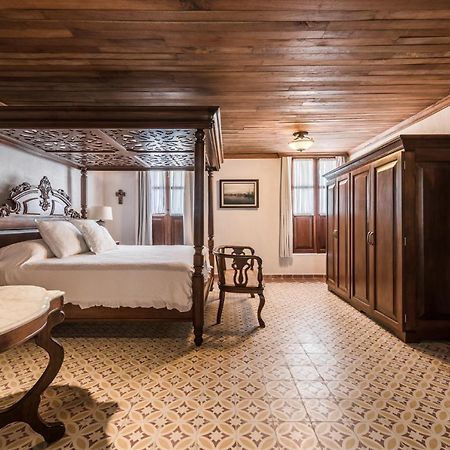 Hotel La Casa De Las Sirenas 틀라코탈판 외부 사진