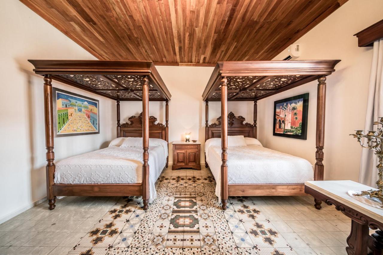 Hotel La Casa De Las Sirenas 틀라코탈판 외부 사진