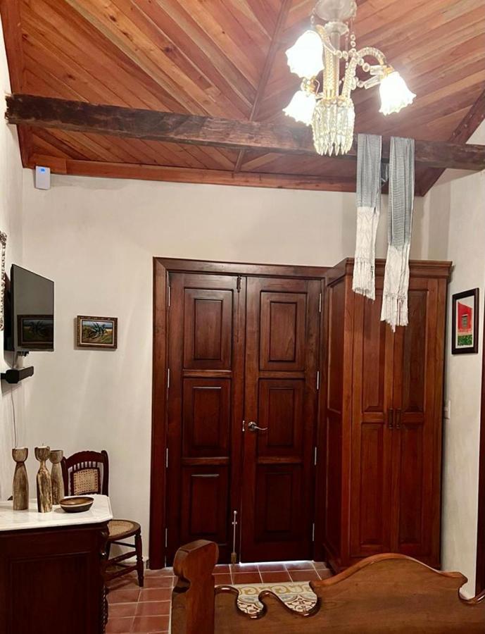 Hotel La Casa De Las Sirenas 틀라코탈판 외부 사진